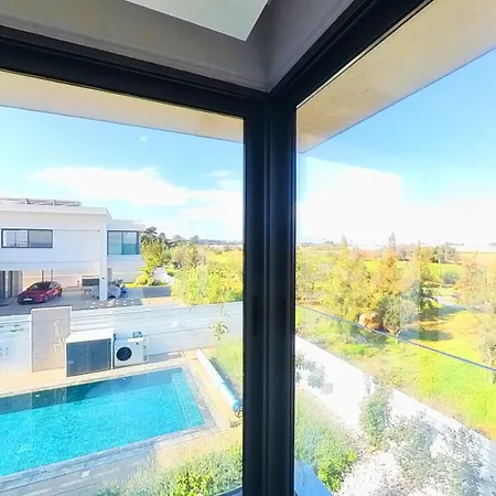 Billy's Place Protaras Luxury With Private Pool With Heated Pool Option For Autumn And Winter Months Паралимни