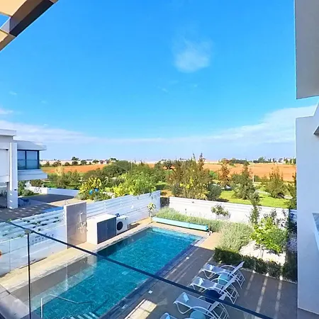 Billy's Place Protaras Luxury With Private Pool With Heated Pool Option For Autumn And Winter Months *