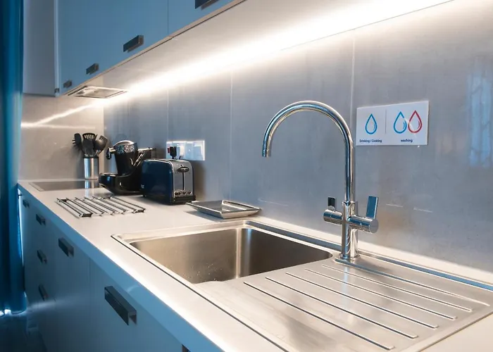 Billy's Place Protaras Luxury With Private Pool With Heated Pool Option For Autumn And Winter Months Vilă